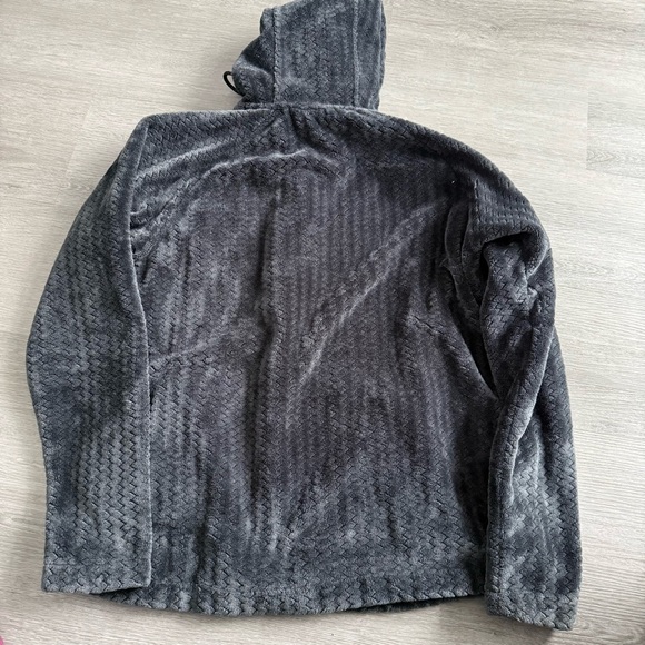 Columbia Charcoal Fleece Pullover - Picture 5 of 5